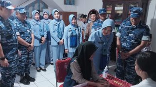 Lanud Adi Soemarmo Berbagi dengan Anak Yatim Piatu pada HUT ke-80 di Nogosari Boyolali