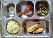 Menu MBG di Pragaan Dikeluhkan, Daging Ayam Diduga Tidak Segar dan Bau