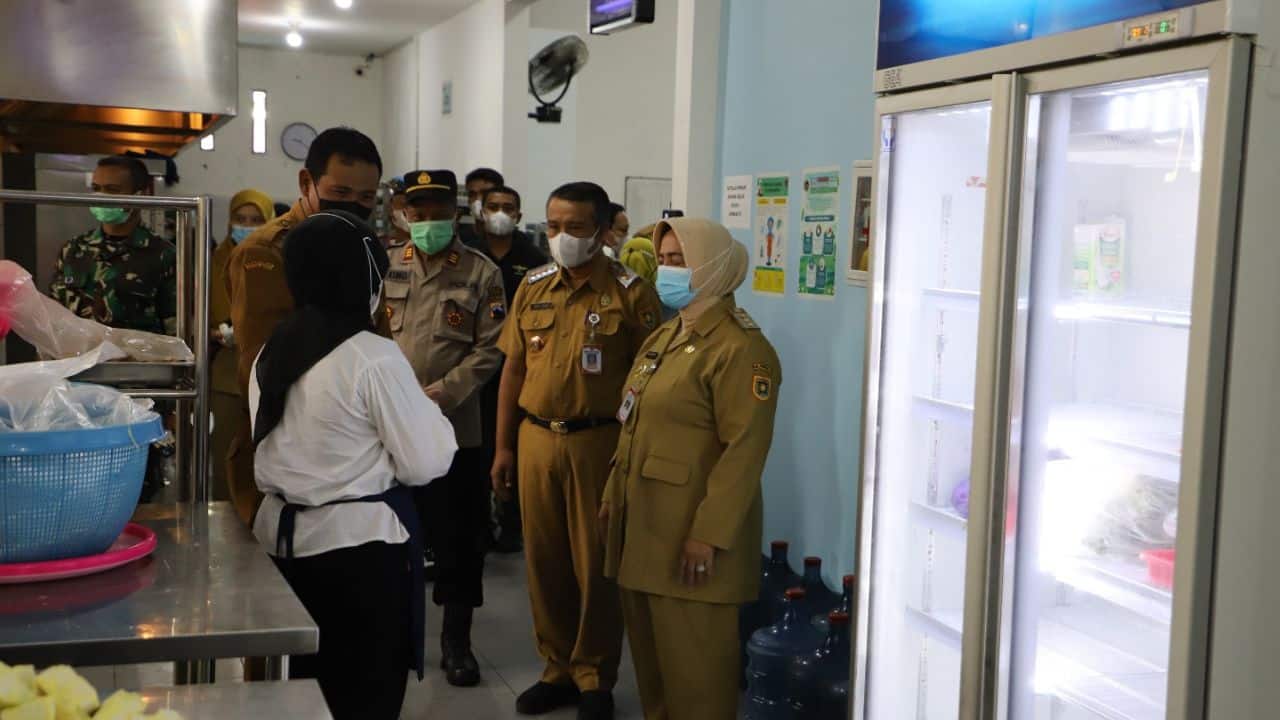 Pastikan Kualitas Terjaga, Bupati Purworejo Sidak Dapur Makan Bergizi Gratis di Tiga Kecamatan