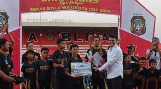 Wali Kota Blitar Tutup Liga Pelajar 2025, Tekankan Pentingnya Fair Play dan Kebersamaan
